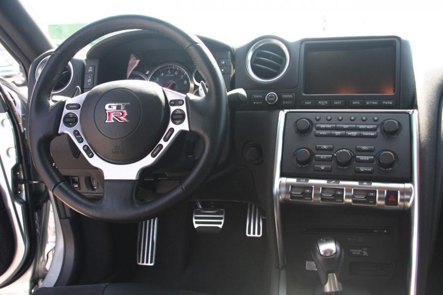  Nissan GT-R 2007 года  (фото 295 из 480)